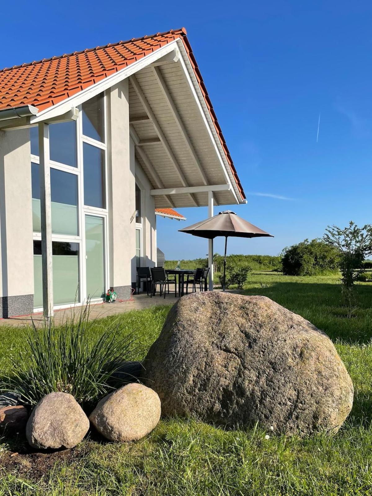 Villa Ostseebrise Трент Экстерьер фото